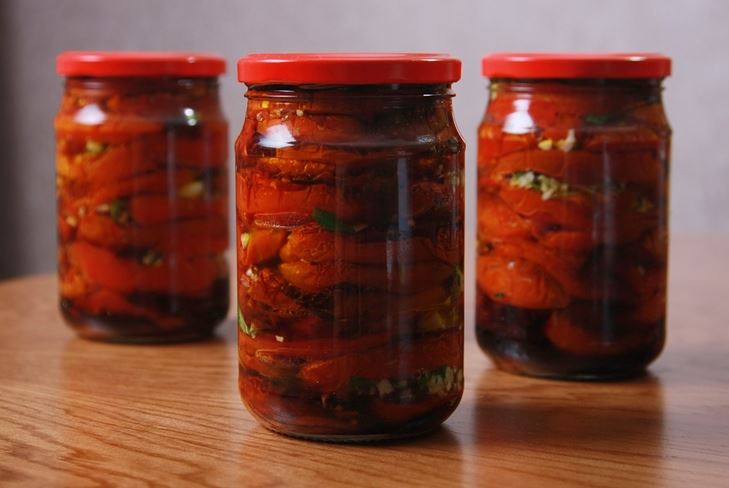 Pomidory w języku koreańskim na zimę