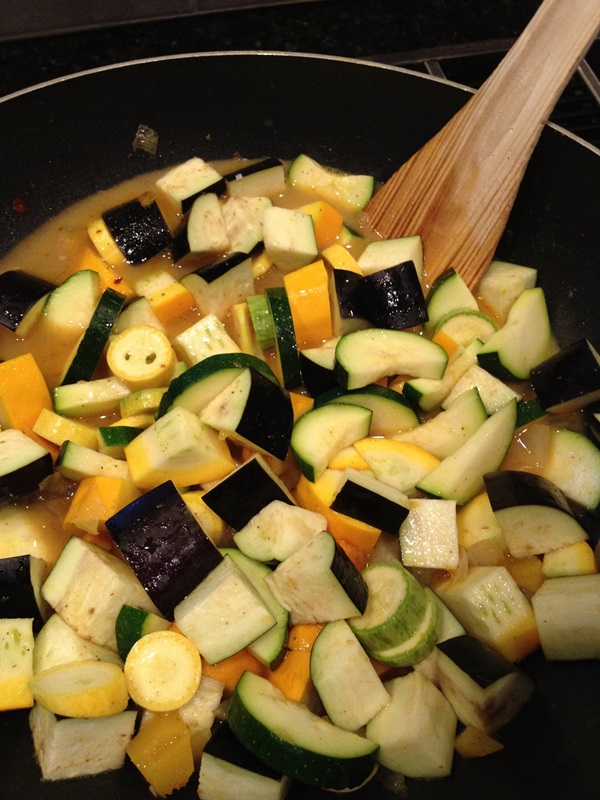 Smakowita duszona zucchini - przepis