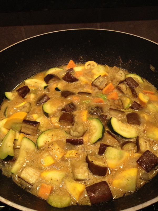 Smakowita duszona zucchini - przepis