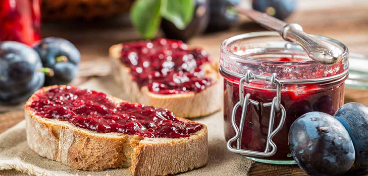 Jak uwarzyć jam ze śliwki z kamieniem i pestką - proste przepisy