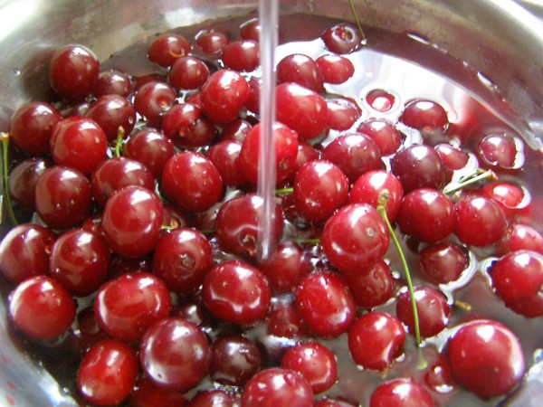 Cherry in winter - receptury - dżem z nasion i bez nasion, pięciominutowych odprawach, dżemy, galaretki bez żelatyny, kompot wiśniowy