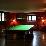 Sala bilardowa: dekoracja wnętrz Sala bilardowa: dekoracja wnętrz