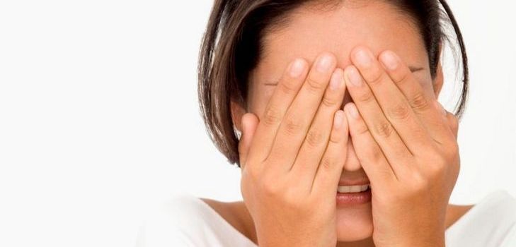 Czarne kropki na twoich oczach: czy są niebezpieczne?