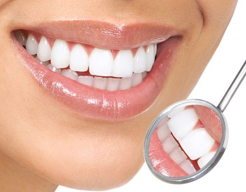 Czy implantacja dentystyczna jest luksusem czy koniecznością? 